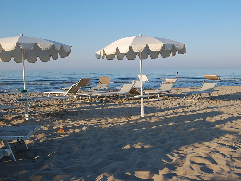 Strand van Civitanova, 30 minuten rijden vanaf Camping44